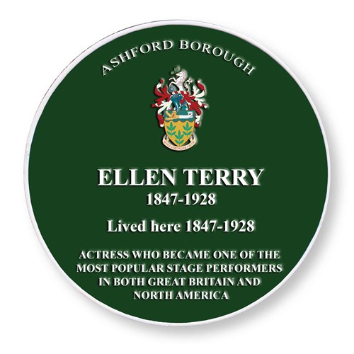Green plaque for Ellen Terry (1847-1928). Ellen lived here from 1847-1928. Actress who became one of the most popular stage performers in both Great Britain and North America.