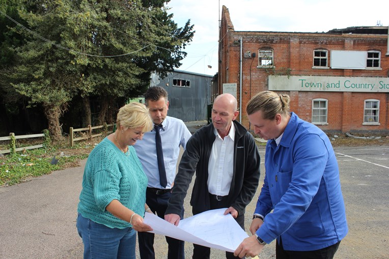 David Weir, Director at On Architecture (right) discusses preliminary plans for the Tannery Lane site with Ashford Borough Council Chief Executive Tracey Kerly, Cllr Bill Barrett