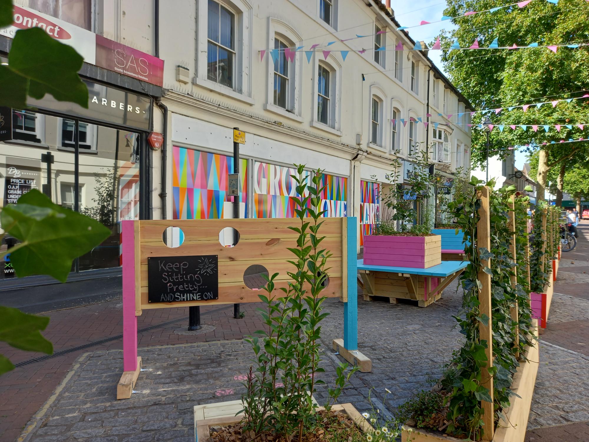 Image entitled Bank Street Benches