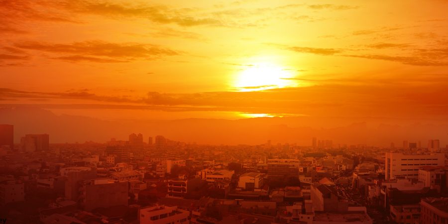 Image entitled Red Extreme Heat Warning issued