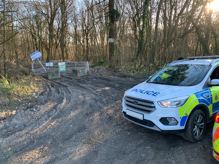 Kent Police's Rural Task Force team assisting with the investigation. Images courtesy of the Environment Agency
