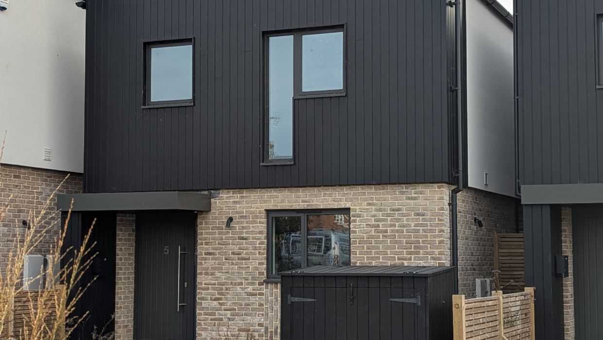 A picture of a property in Appledore