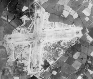 Aerial photo of RAF Headcorn