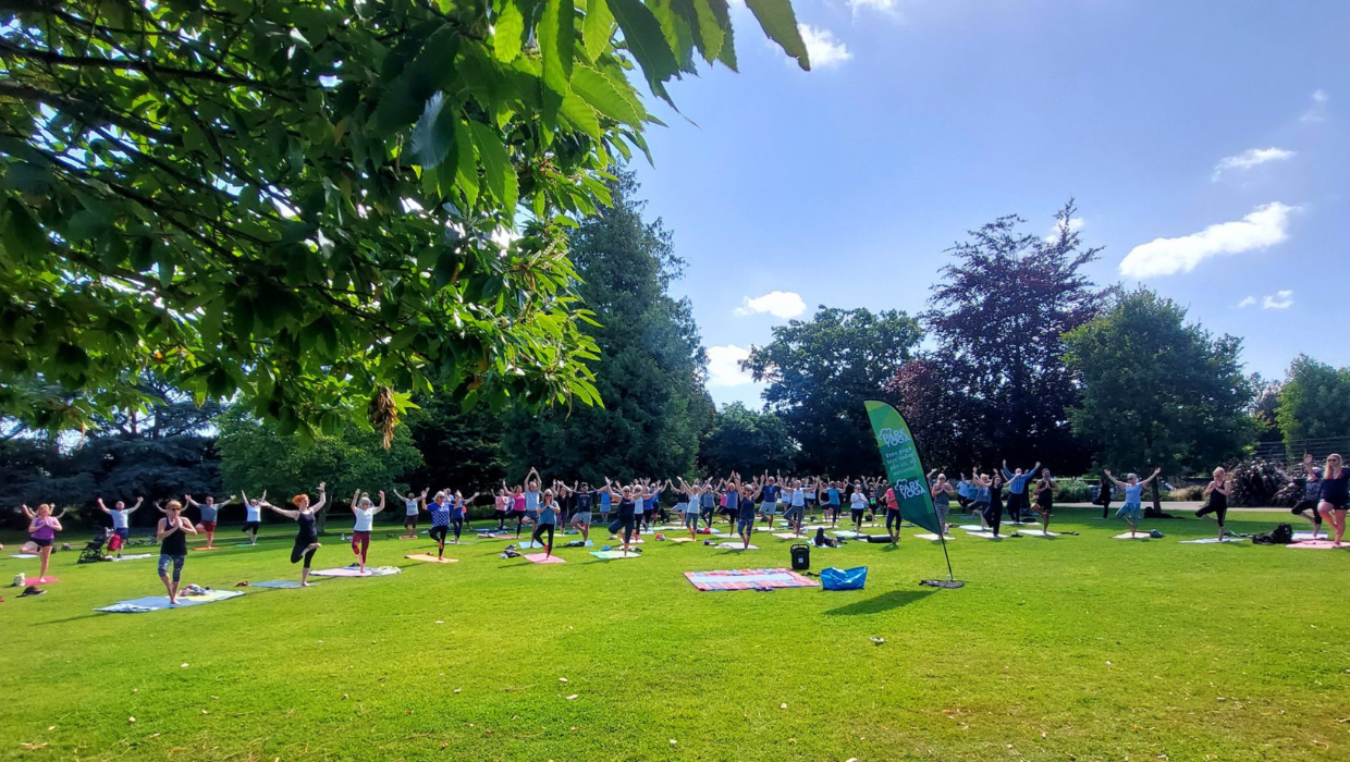 Park Yoga at Victoria Park