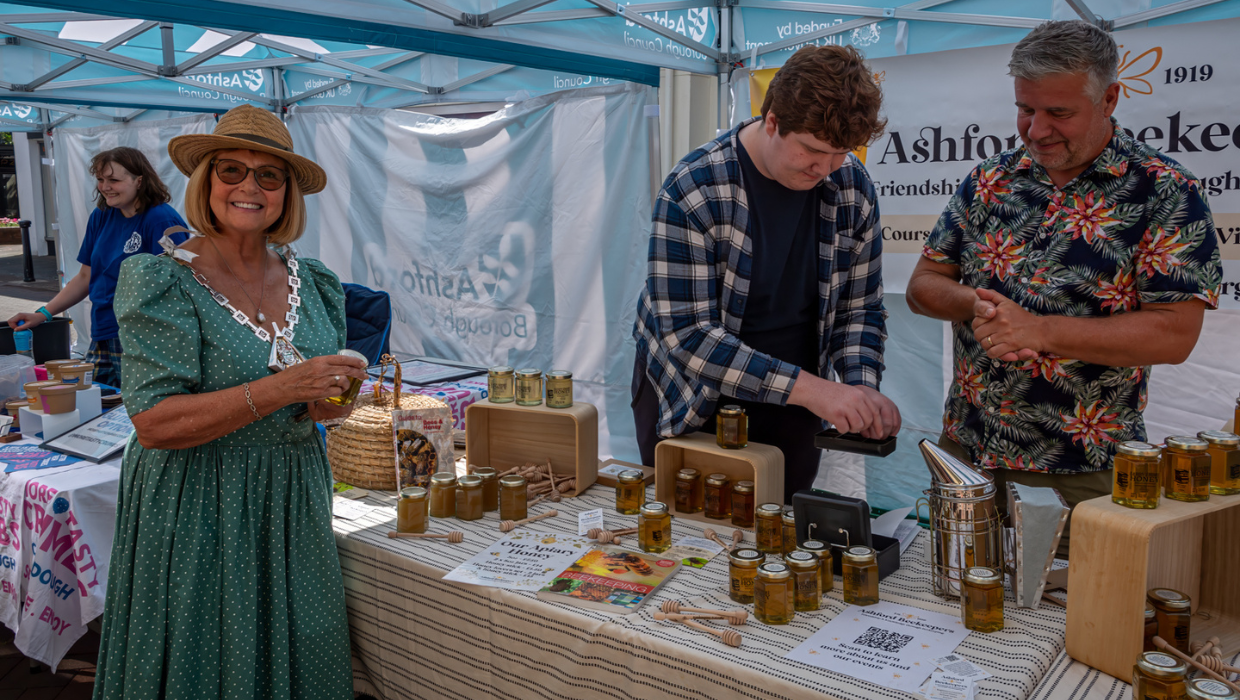 Mayor at a stall at Ashford Food and Drink Festival 