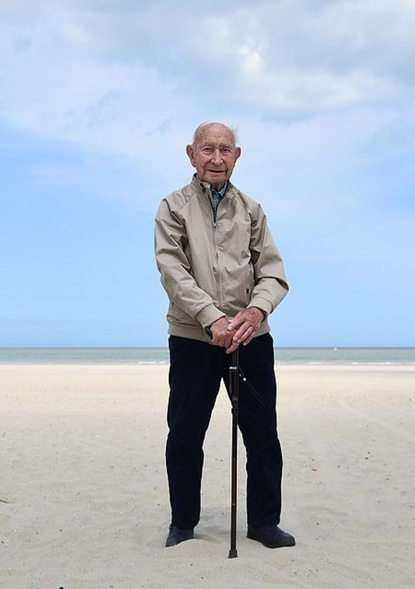 Stanley Elliss at Dunkirk for D-Day 75