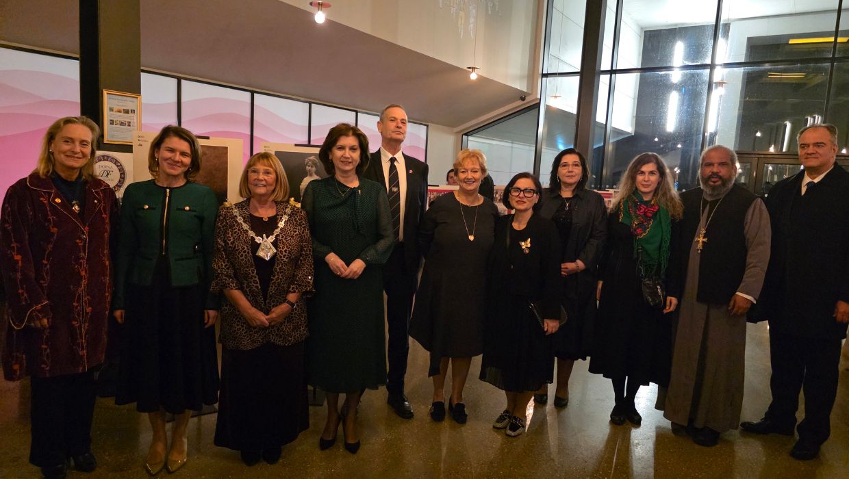 Guests at Queen Marie of Romania event 