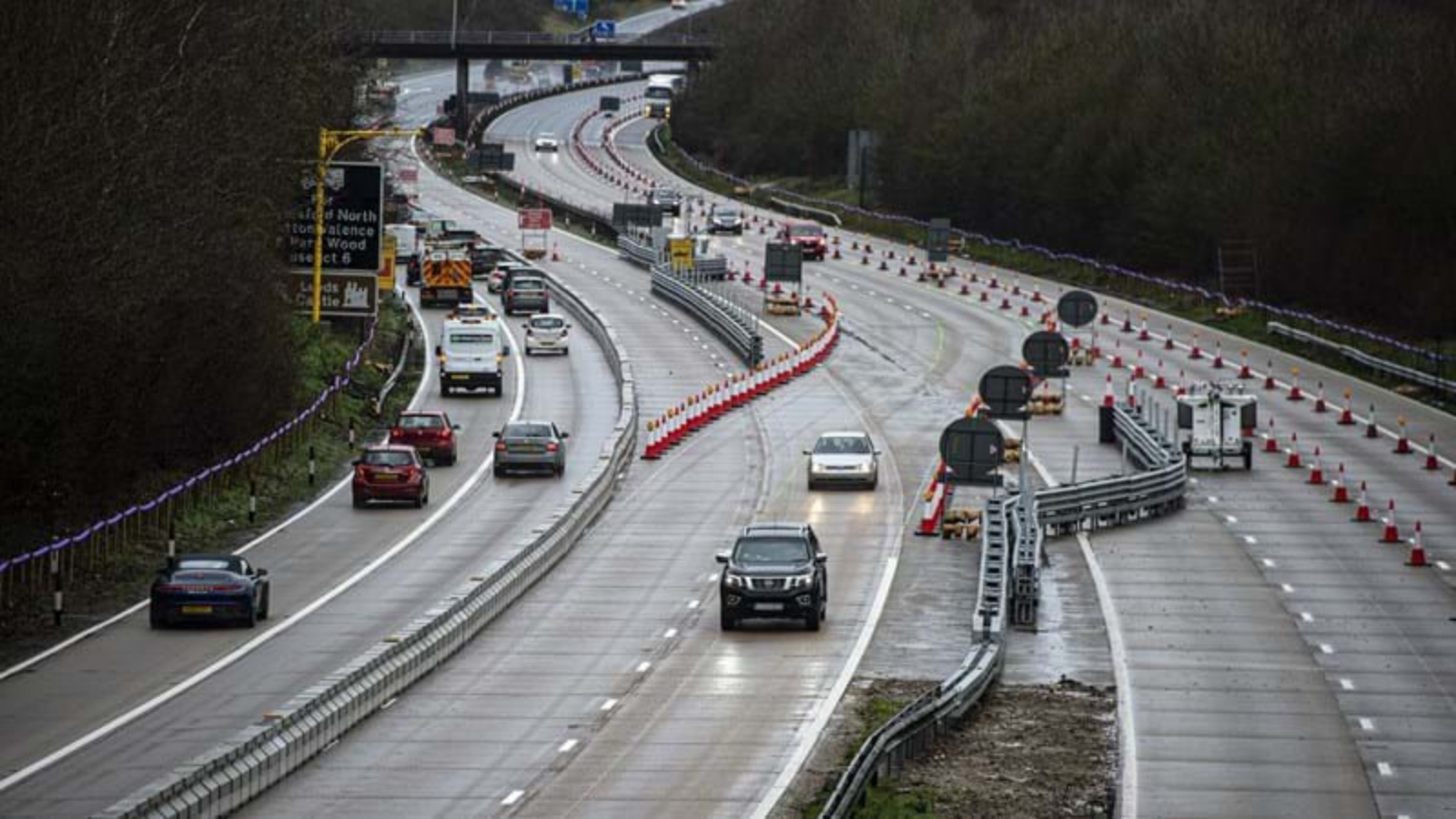 traffic on a motorway tile